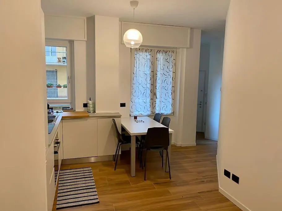 Casa Motti, Accogliente Appartamento Ristrutturato In Repubblica Milano 0*,  Italia