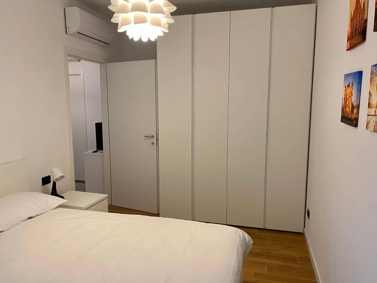 Casa Motti, Accogliente Appartamento Ristrutturato In Repubblica 밀라노 0*,  이탈리아